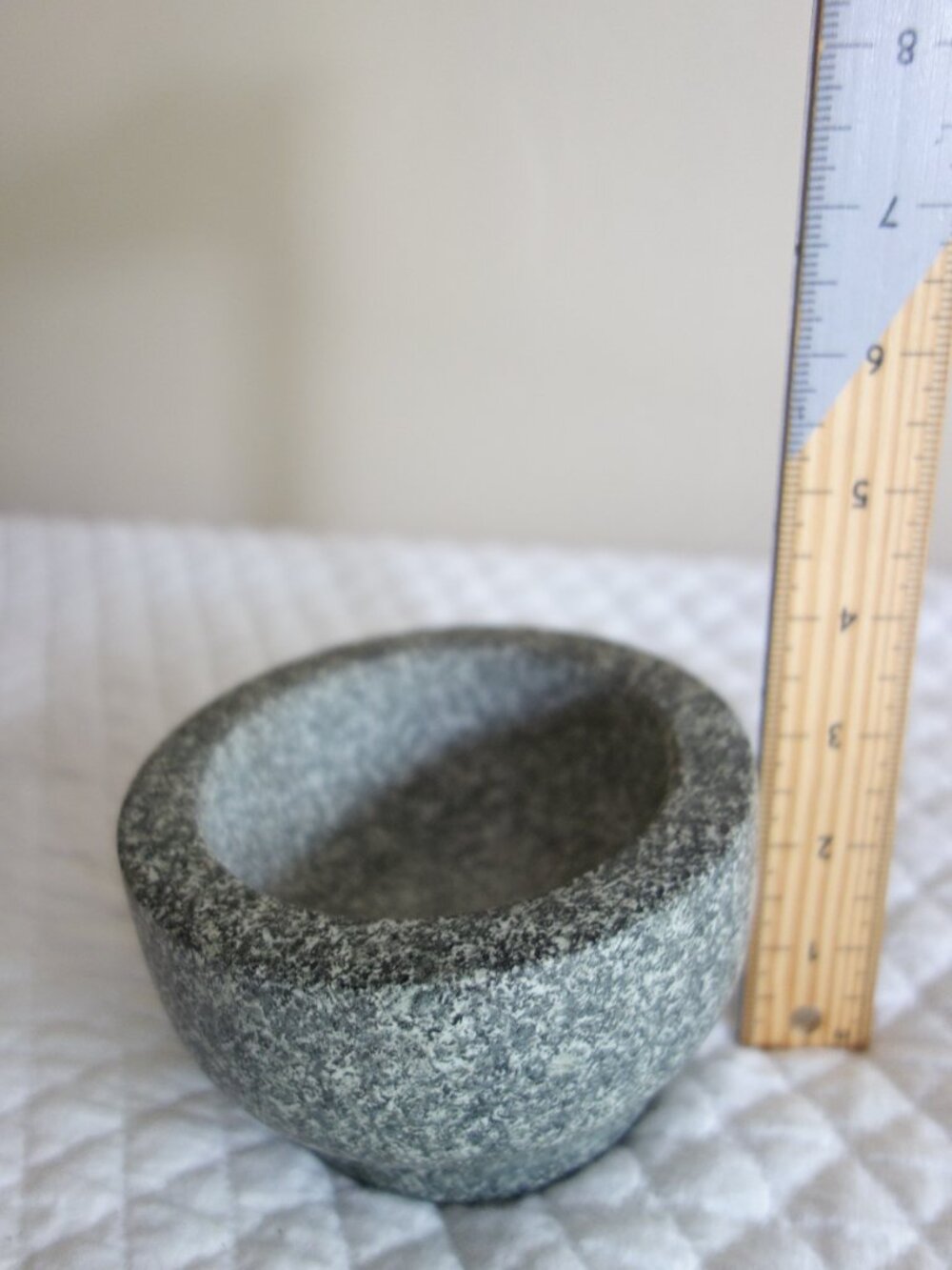 Heavy Duty Gray Granite Mortar and Pestel (new?) - Picture 3 of 5